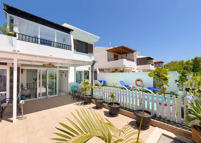 Villa Siroi, Puerto Del Carmen, Heated Pool, 10Mn From The Sea